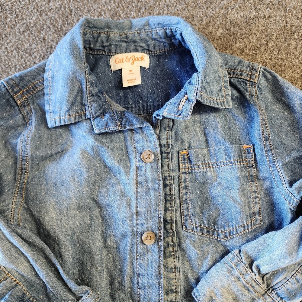 Cat & Jack Toddler Chambray Denim Button Front Shirt 2T Long Sleeve Blue